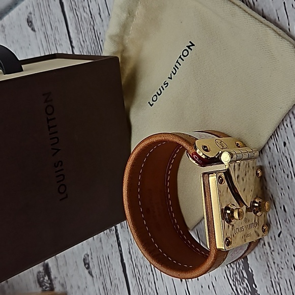 Louis Vuitton Jewelry - Louis Vuitton Monogram MultiColor Cellure Bracelet with Dust Bag and box
